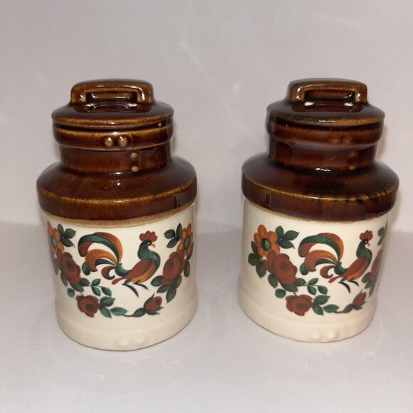 McCoy Pottery Yorkville Rooster USA Brown and Cream Salt and Pepper Shaker Set